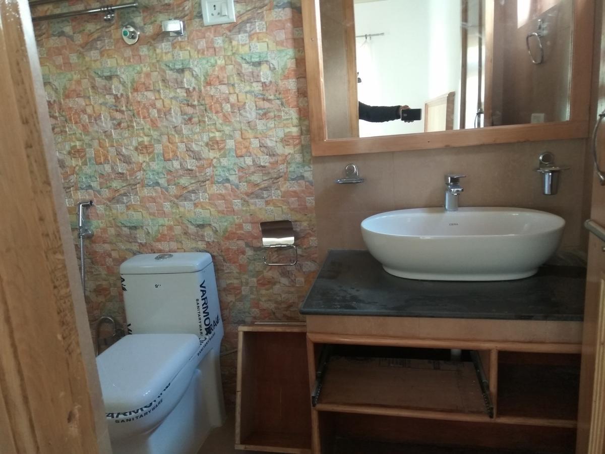Gangs-Shun Homestay Leh Exteriör bild